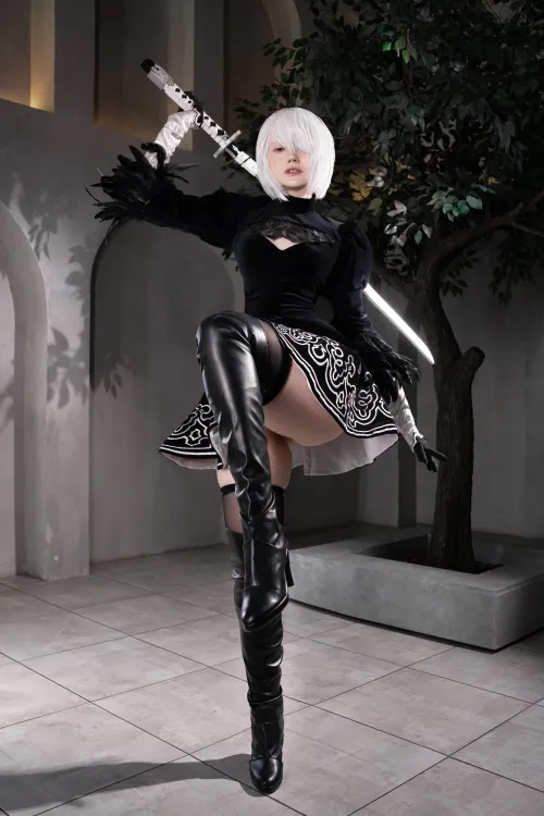 Thumbnail Stunning 2B Cosplay by Neyrodesu: A Must-See for Cosplay Enthusiasts