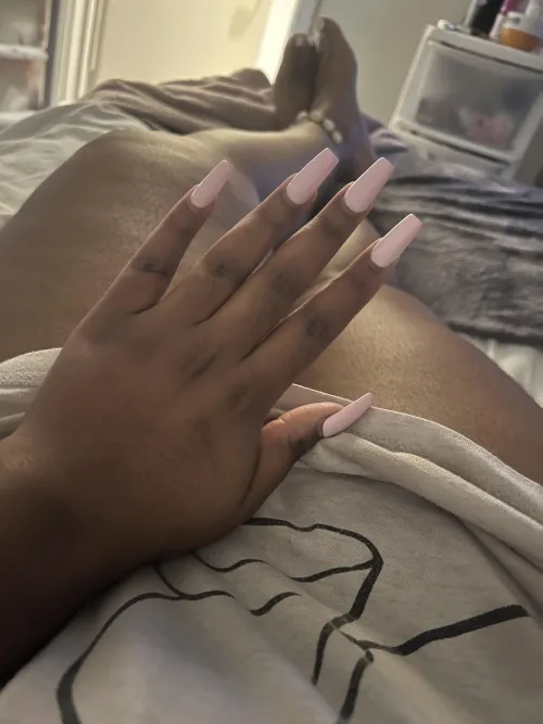 Thumbnail Admiring Pretty Hands: Exploring Nail Fetish with Goddesslottieee