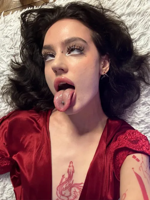 Thumbnail Exploring the Controversial Debate: Do Egirls Really Have the Sexiest Ahegao? Hirahenna Explores | RealAhegao Category