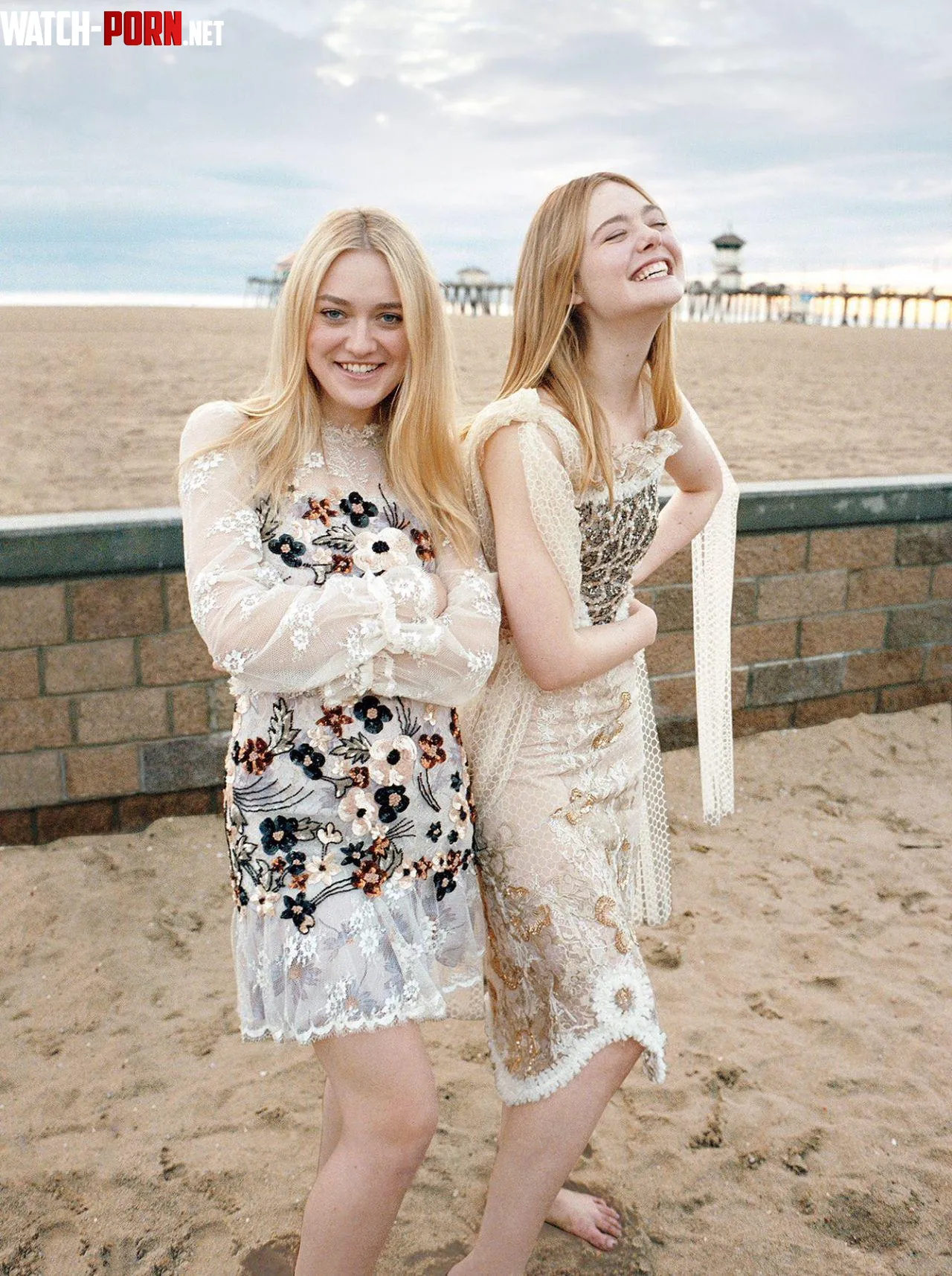 Dakota and Elle Fanning  by ChanLYN93