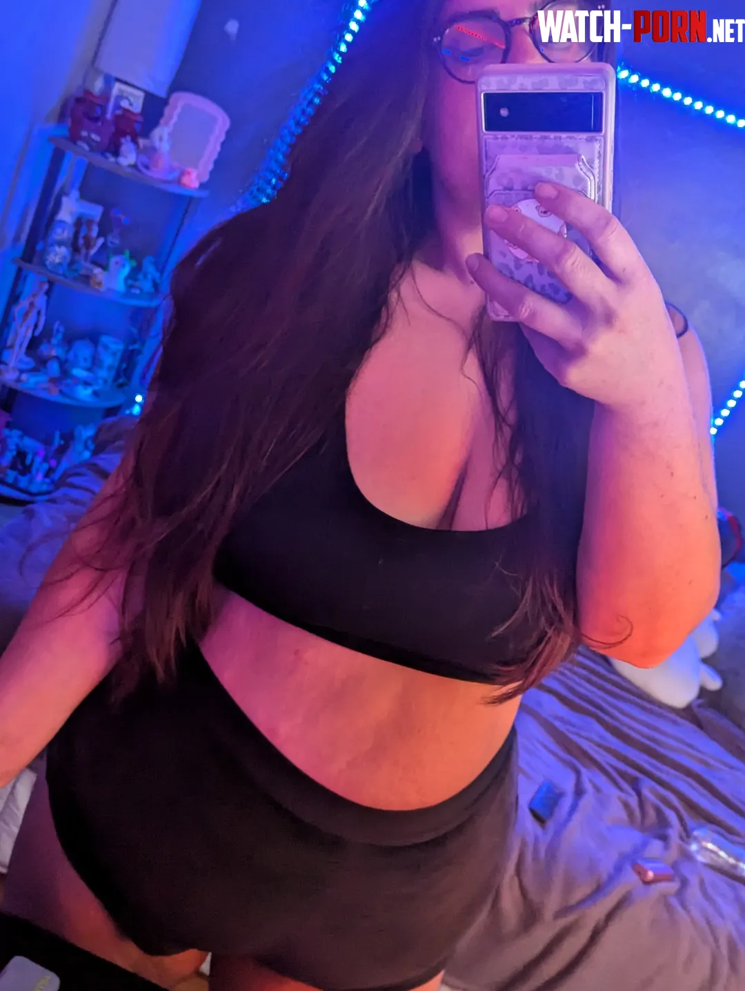 Big girl in a croptop  by applehxcore