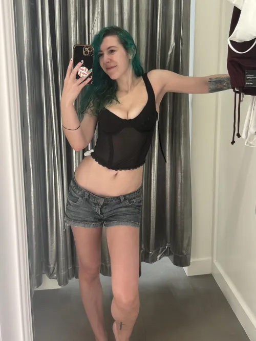 Thumbnail Siren's Kiss: Cute Little Fit Mirror Selfie - A Stylish Look by sirenskiss3