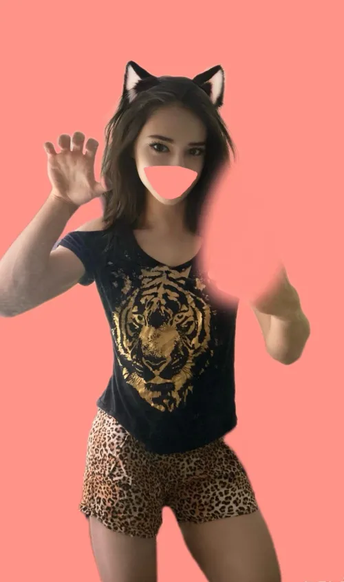 Thumbnail Exploring 'Rawr': A Captivating Asian Sissification Journey by Channelisa