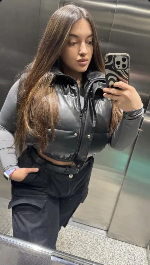 Thumbnail Incredible Benefits of Elevator Airbags | A Deep Dive by LiveWhile7 | 2busty2hide Category
