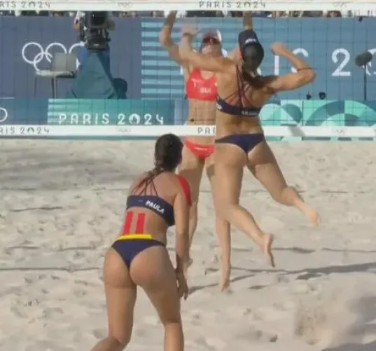 Thumbnail Paula Soria Gutierrez: A Rising Star in Volleyball - By Author YongWeddle