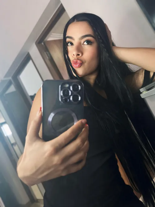 Thumbnail I Phone or Me: A Captivating Review by Cute_booby12 in the Barely Legal Teens Category