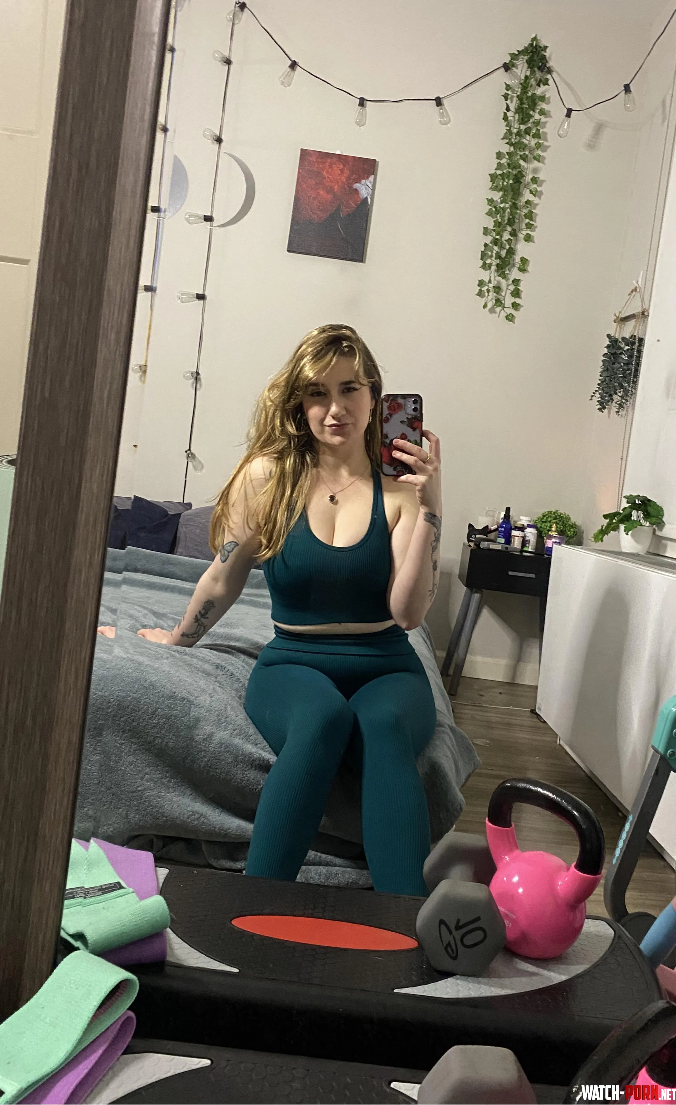Post gym My favorite day is leg day  by lasciviouslace