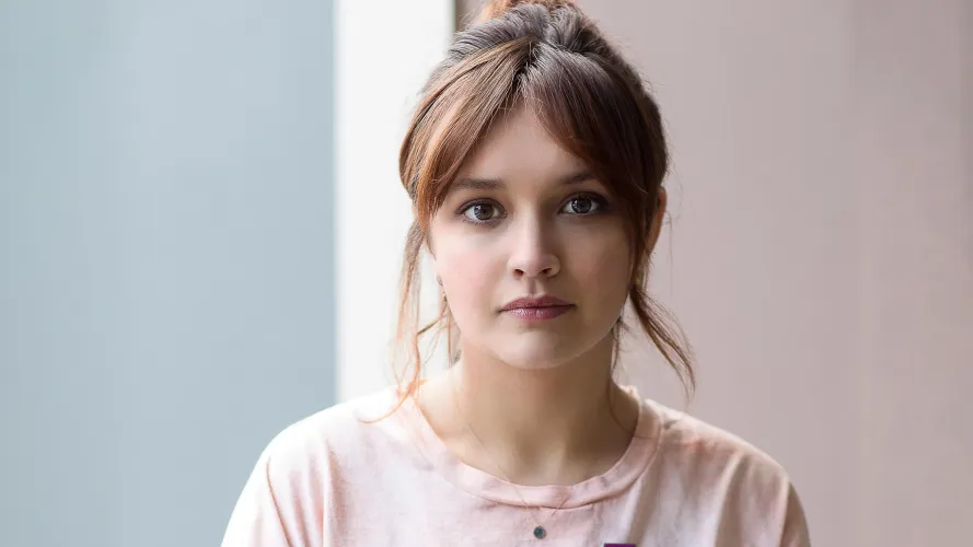 Thumbnail Olivia Cooke's Charm | oblique_shockwave PrettyGirls