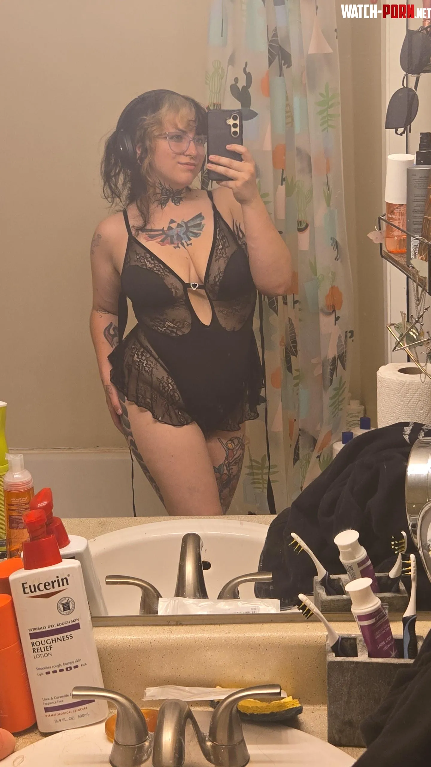 Worship me by love_potion_ocean