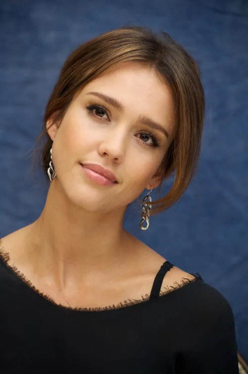 Thumbnail Jessica Alba | GrayKnigth | PrettyGirls Category