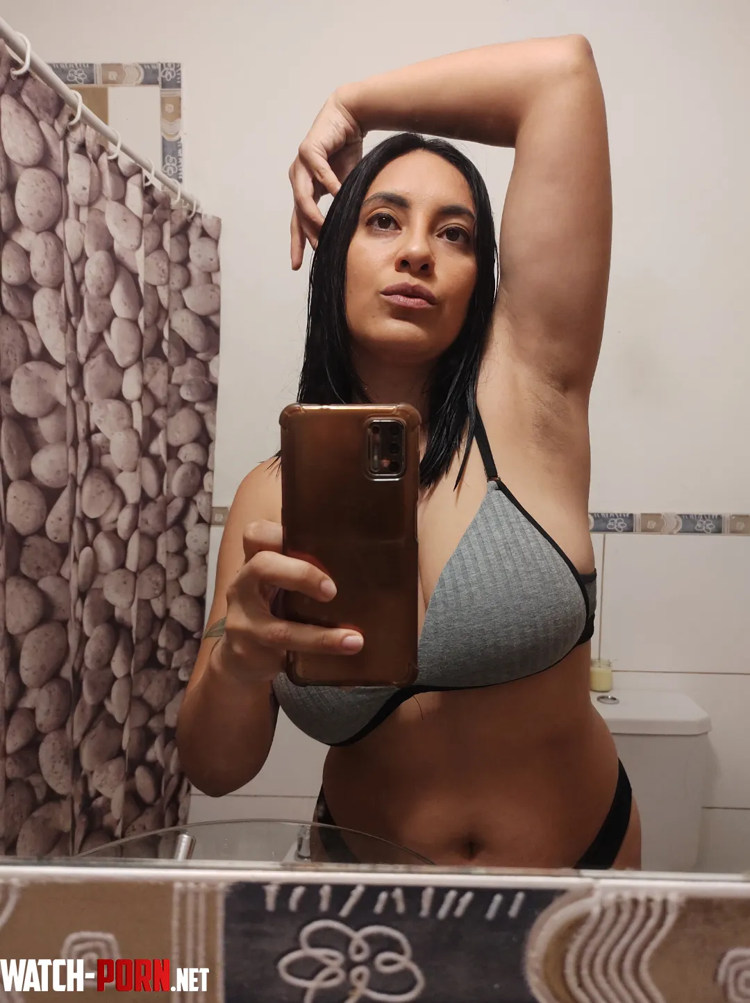 Rich shower rich armpits by Pamxxxgirl