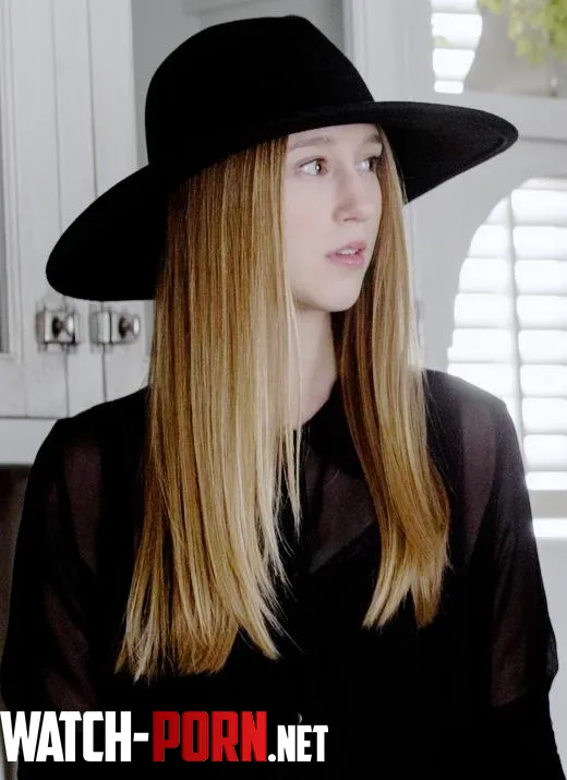 Taissa Farmiga by Skyline_Drifter