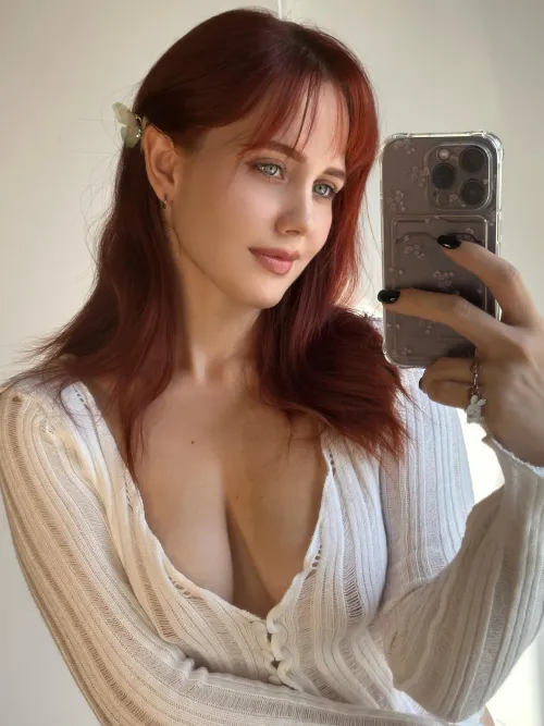 Thumbnail Exploring the Alluring World of Cleavage: A Guide by Author Jyu_San