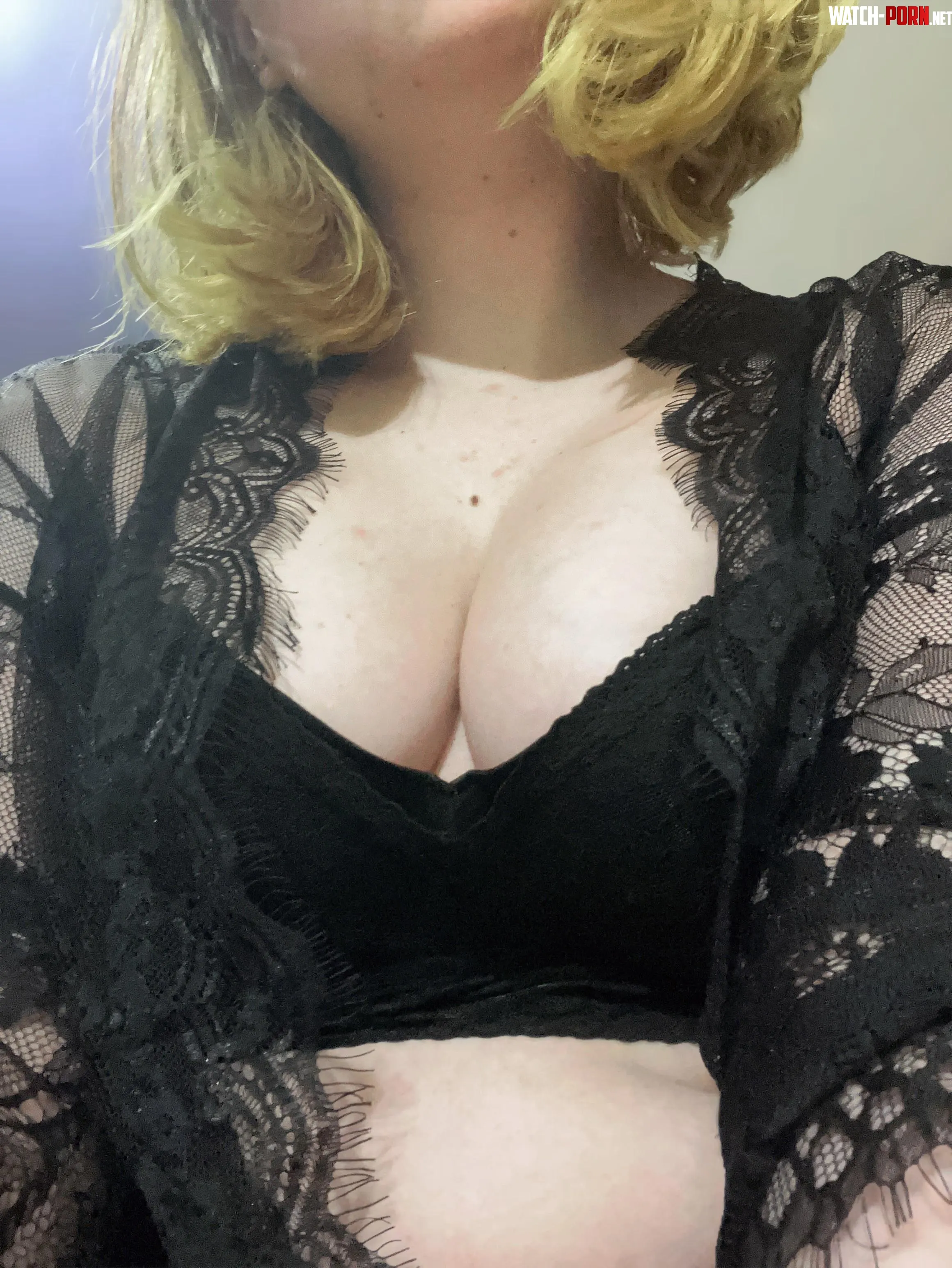 Would love to see your dick between my titties by EmpressZarina