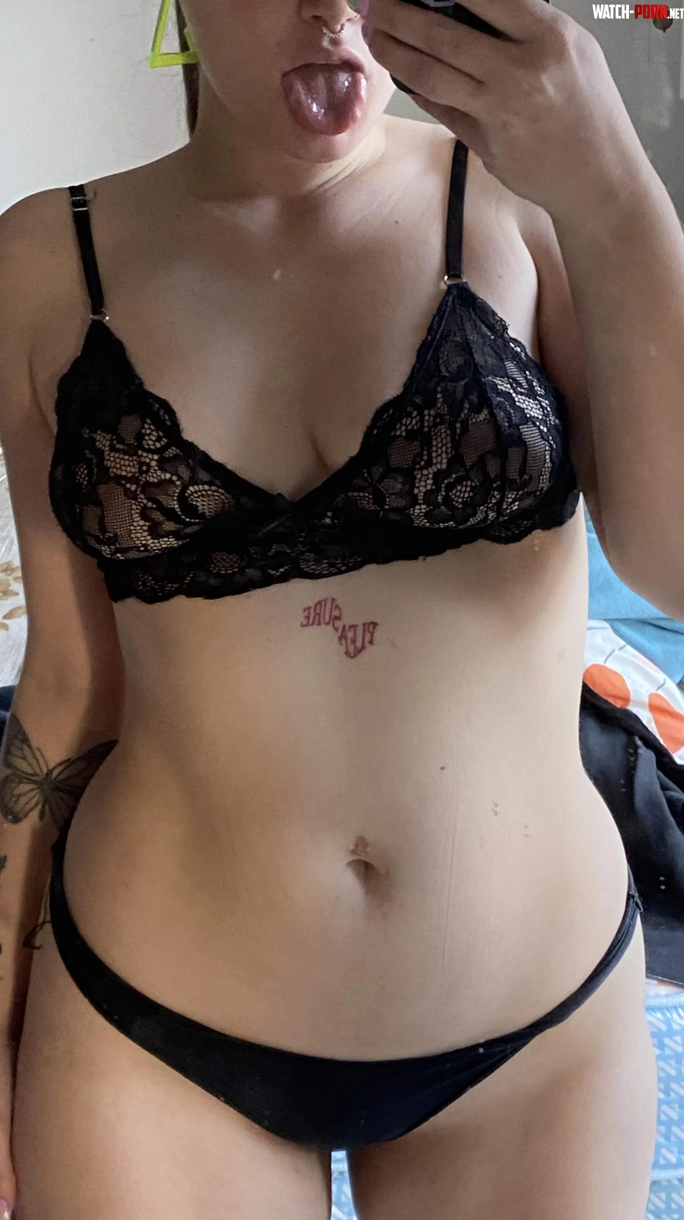 Cum feel the PLEASURE  of this curvy latina body  by Mar20gi00
