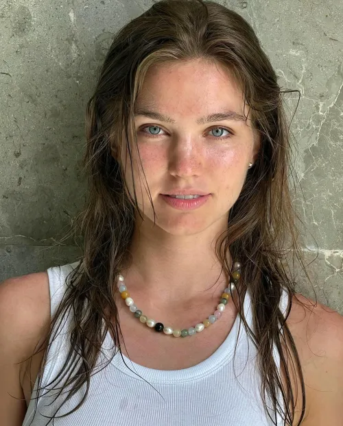 Thumbnail Anastasia Veretnova: Diving into the World of PrettyGirls