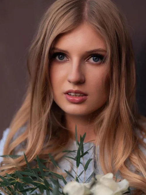 Thumbnail Evelina Kanarska: Beauty Spotlight on PrettyGirls