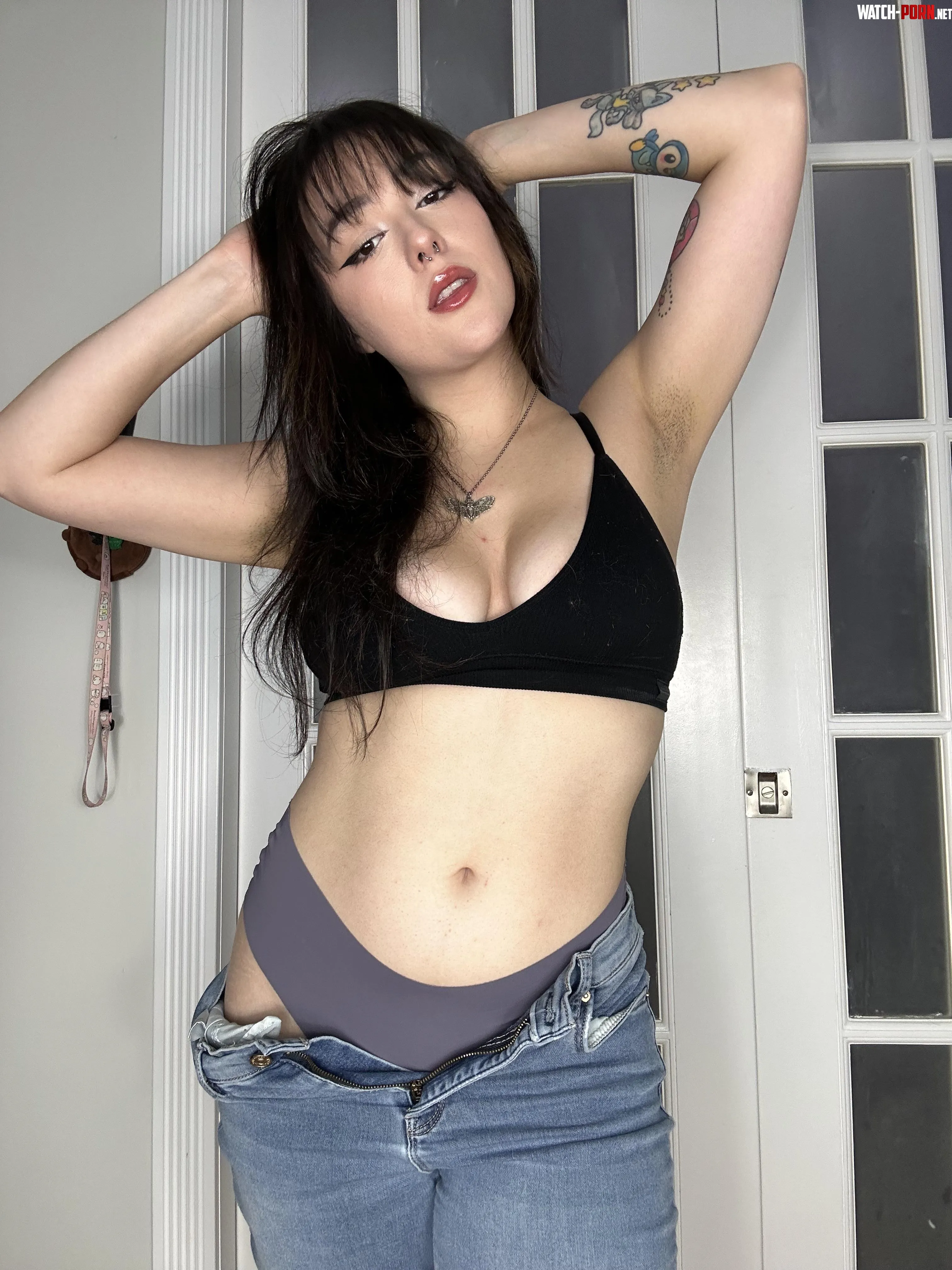 Tell me that you get excited when you see my armpits by Felaodyy