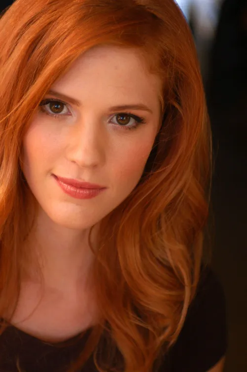 Thumbnail Bahromvk: RedheadedGoddesses Author Erin Chambers - Exciting Reads Await