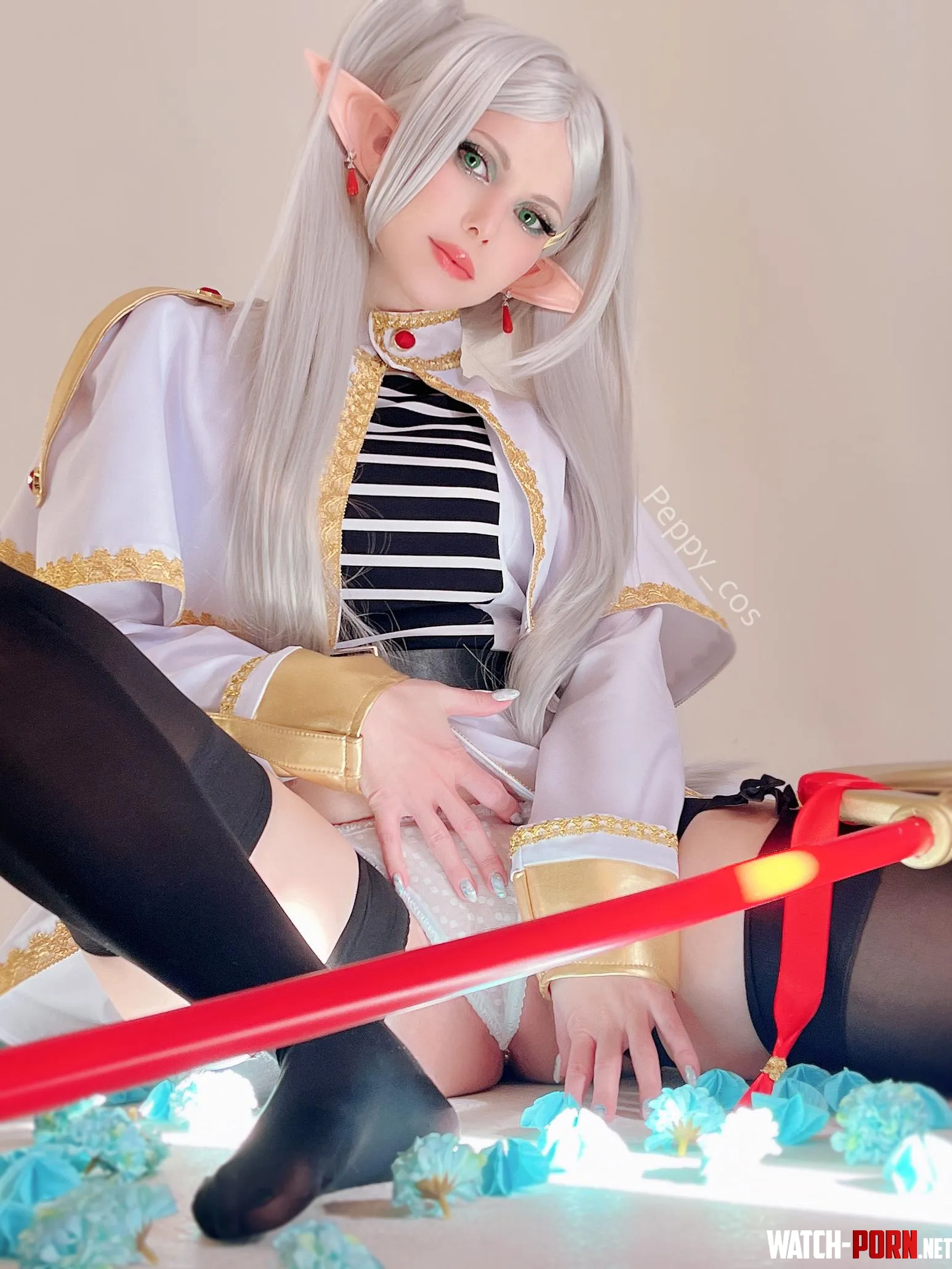 Frieren cosplay by Peppycos by peppy_cos