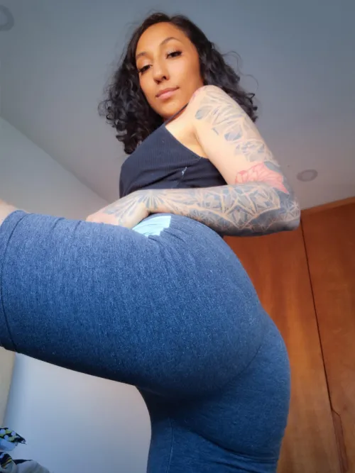 Thumbnail Post-Workout Photo: Embracing the Sweat | Safe-Cold-2971 | Leggings Category