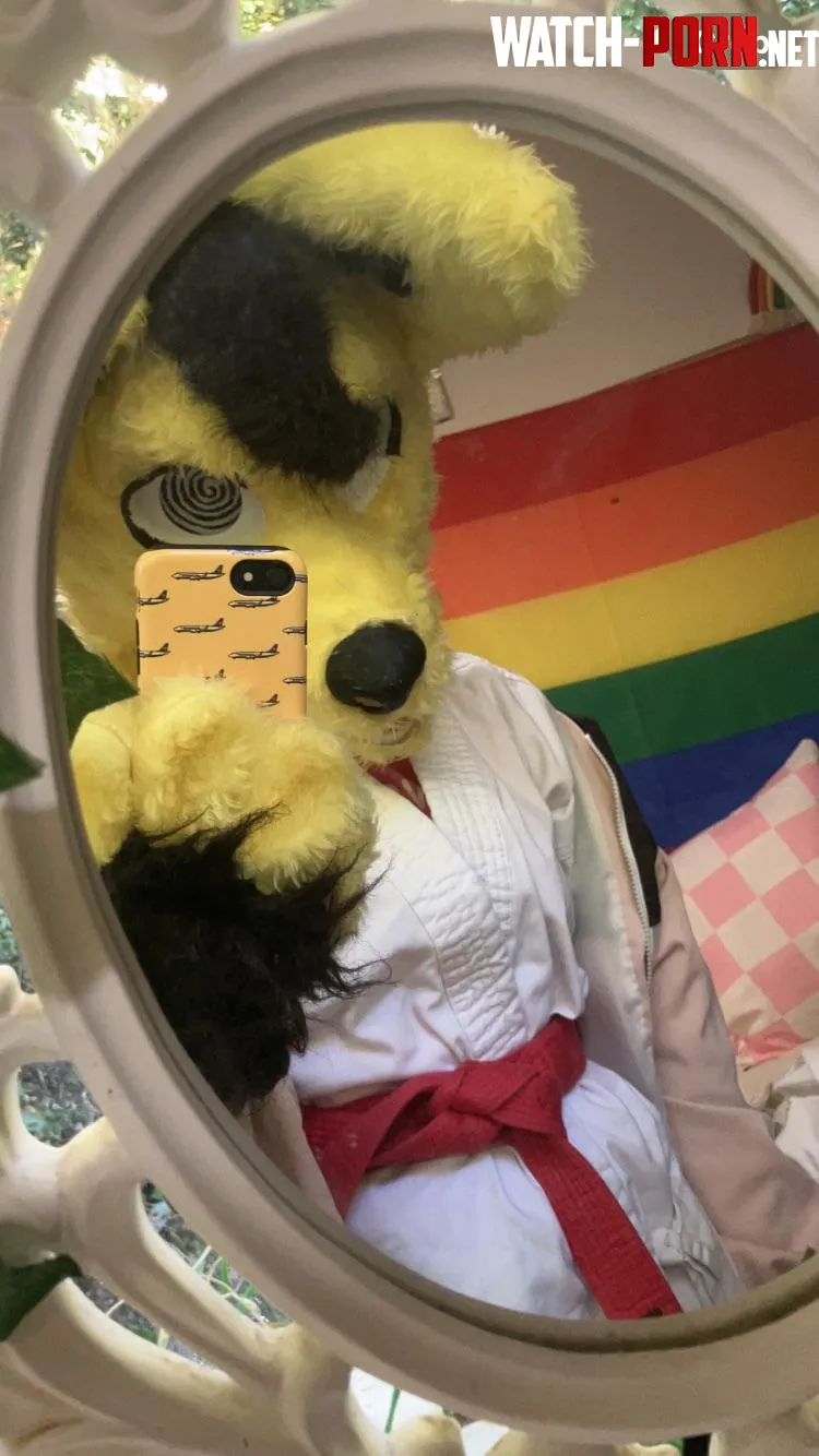 Happy late fursuit Friday everyone  by dizzy_thewolf