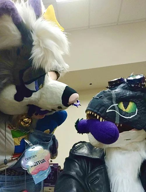 Thumbnail Pssst, Do You Have Games on Your Phone? A Furry Tale by Lulu384