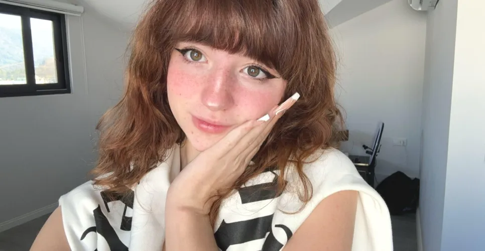 Thumbnail Reconsidering Classiness: An Insightful Reflection by EnchantingBreezex in the ClassyGirls Category