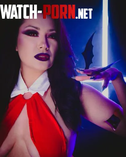 Vampirella cosplay  by lovely_nesssss