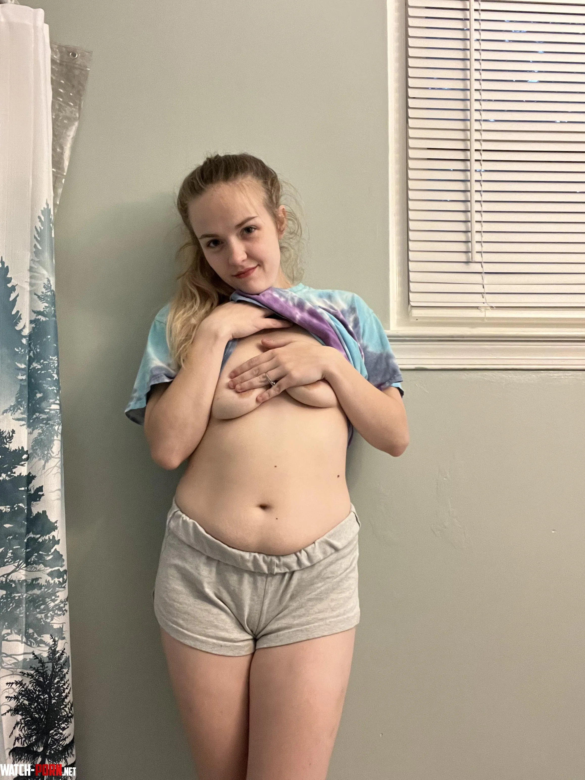 I think I might find new ways to be naughty this weekend by vallarry420