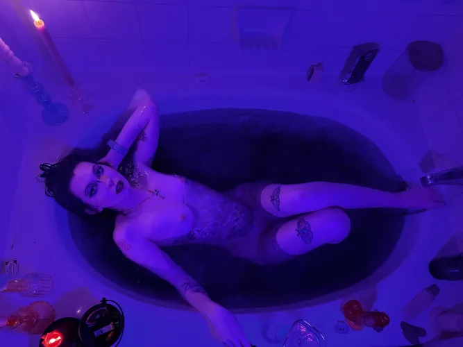 Thumbnail Exploring the Altgonewild: Dive into the Great Waters with Missmollyblake