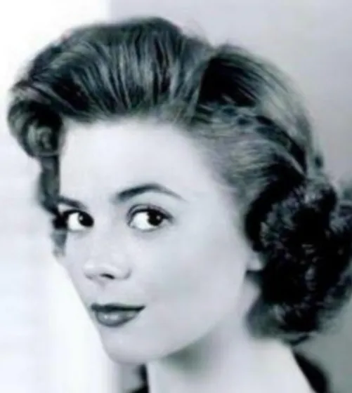 Thumbnail Natalie Wood: Iconic Beauty in PrettyGirls Category