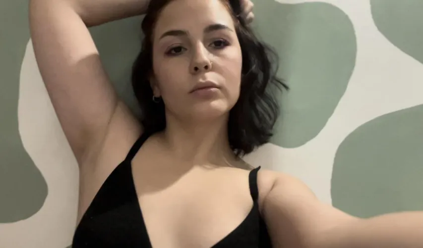 Thumbnail Revitalize Your Underarms Post-Shower: Tips and Tricks by loanaflower