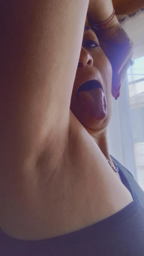 Thumbnail Satisfy Your Licking Desires with Big Armpits by Crystal_Tracy | underarms