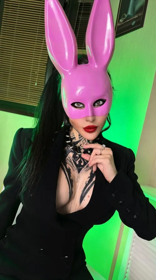 Thumbnail Masks - Exploring the Creepy and Kinky Aspects | Author: Subject-Sir-9685 | Fetish Category