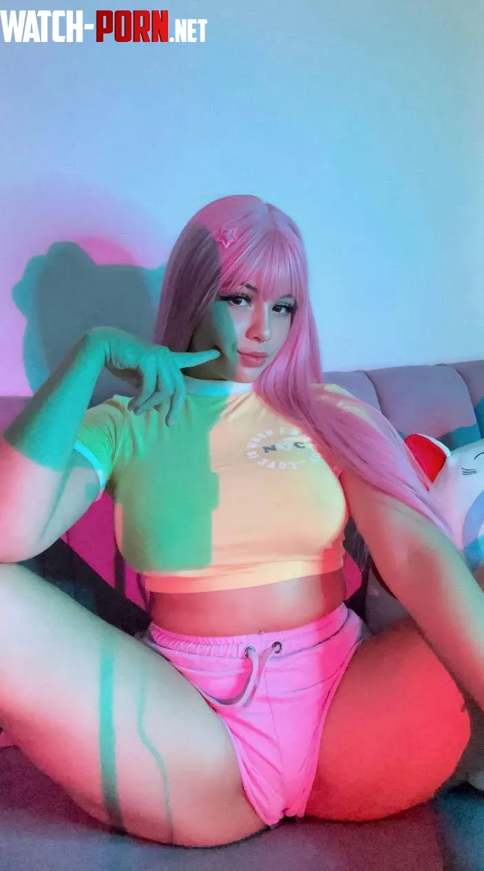 freshly 18 and dreaming of giving you a boner by chicxgoddess