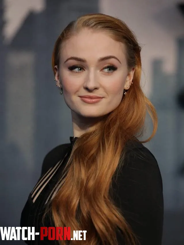 Sophie Turner by Ken789gh