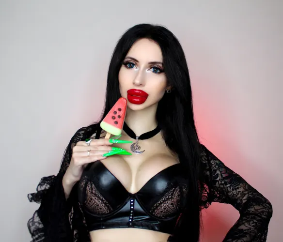 Thumbnail Fetish Novella: Bigger Red Lips by Allison Jae - A Sensual Exploration