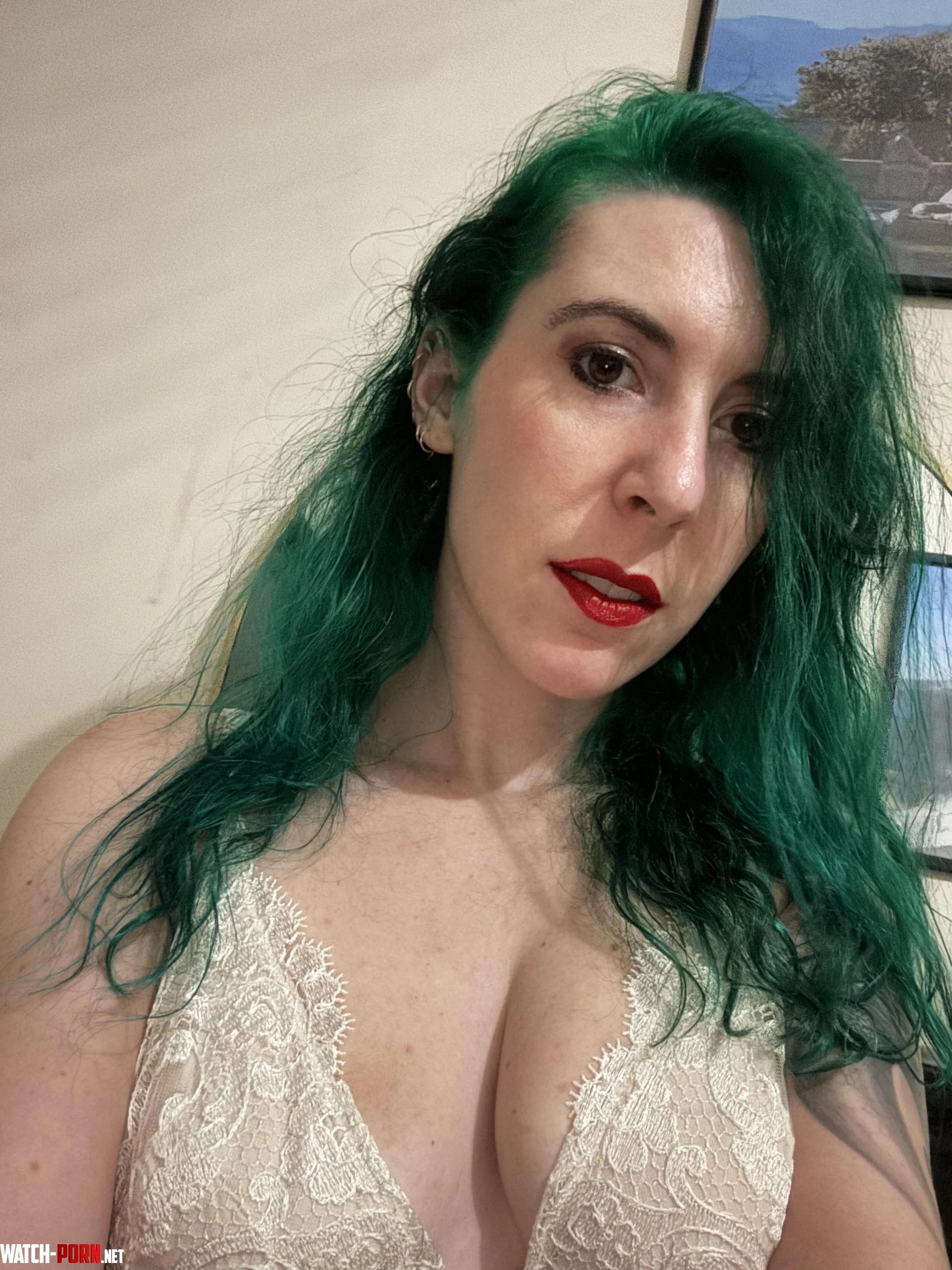 Lacey selfie by sirenskiss3