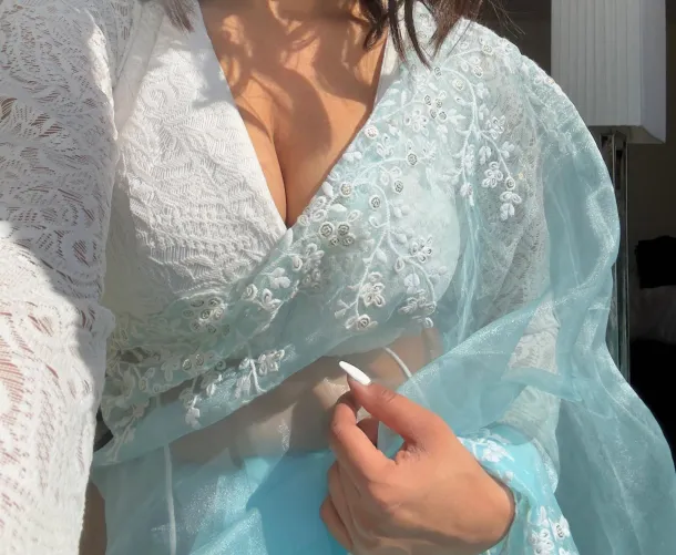Thumbnail Unfiltered: MahiDarling Shares Wild Mishap in New Saree | IndiansGoneWild