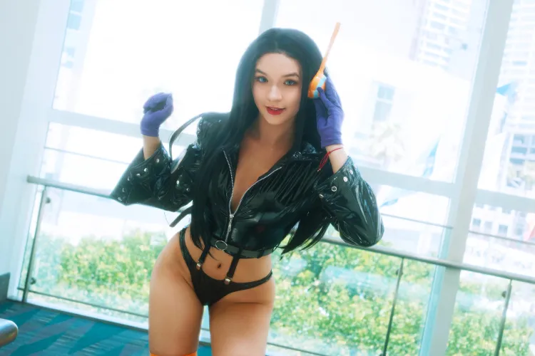 Thumbnail PearllhimePlayful debuts a steamy Nico Robin Cosplay in NSFWCostumes