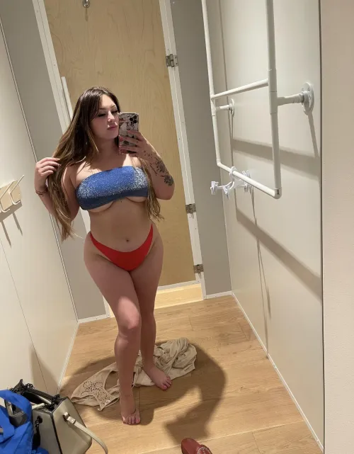 Thumbnail Exploring the Allure of Underboob: A Revealing Perspective by subsissy_24 in the bigtitsinbikinis Category