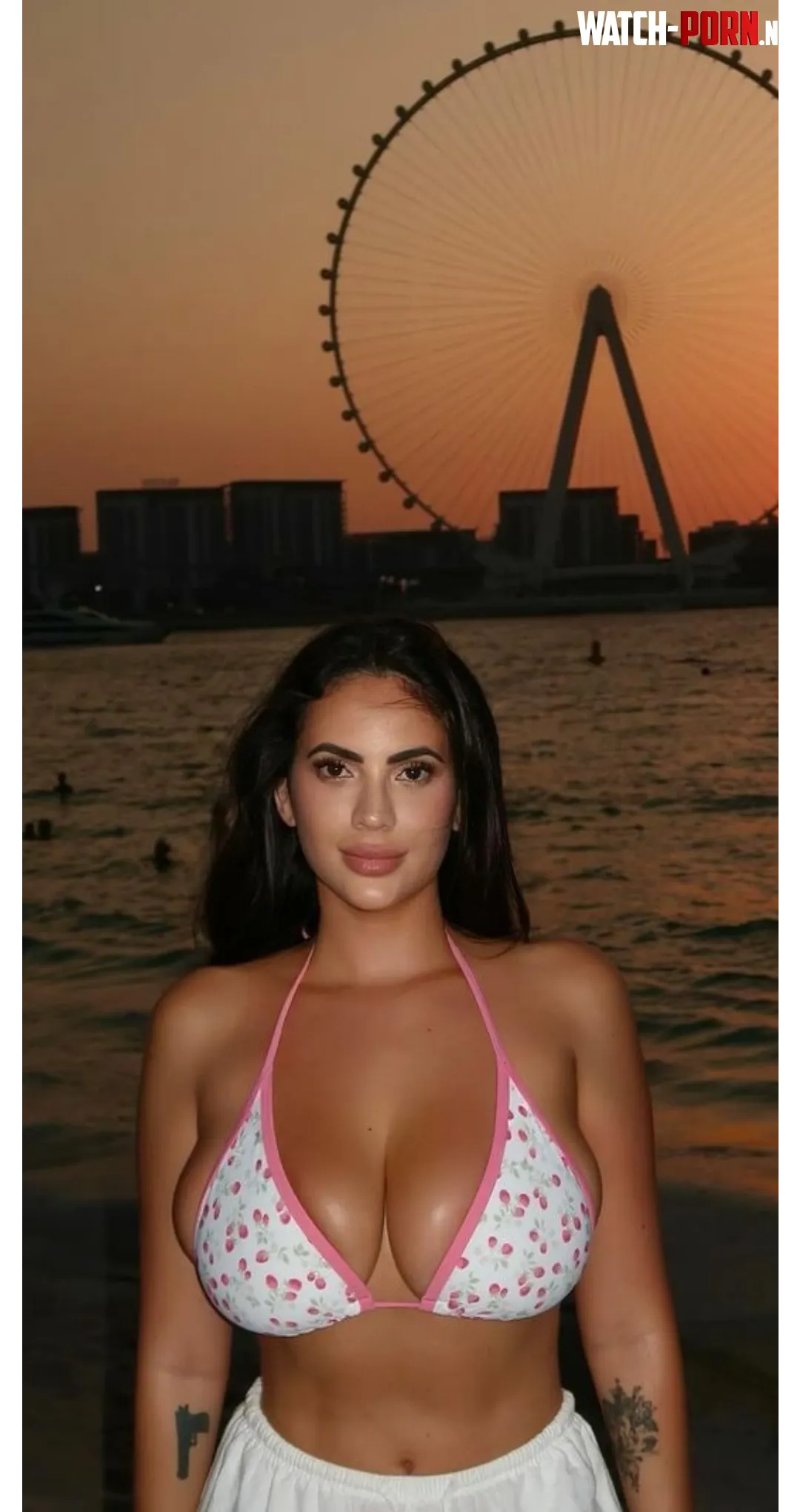 she qualifies  by m9a9r9i9u9s