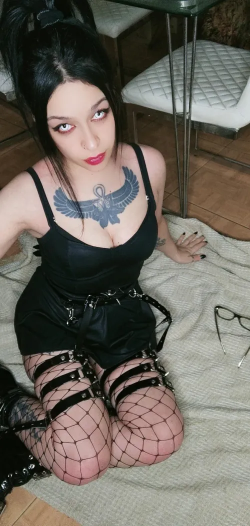 Thumbnail Glistening and Dripping Armpits: An Invitation from astorialust