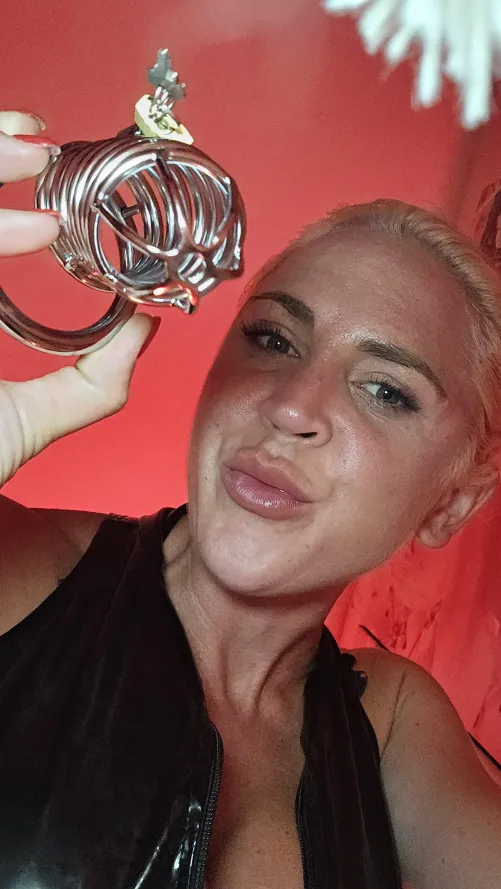 Thumbnail Ultimate Submission: Embrace Male Chastity with a Dominant 60yo MILF | Author: ladymysticxx | Category: Fetish