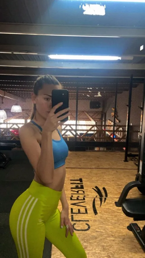 Thumbnail Exploring the World of Yoga Pants: Discovering Surprises in a Tiny Package by Angelicalmiranda02