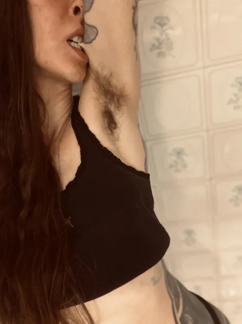 Thumbnail Enjoying Saturday Vibes with Inkedkrake in HairyArmpits