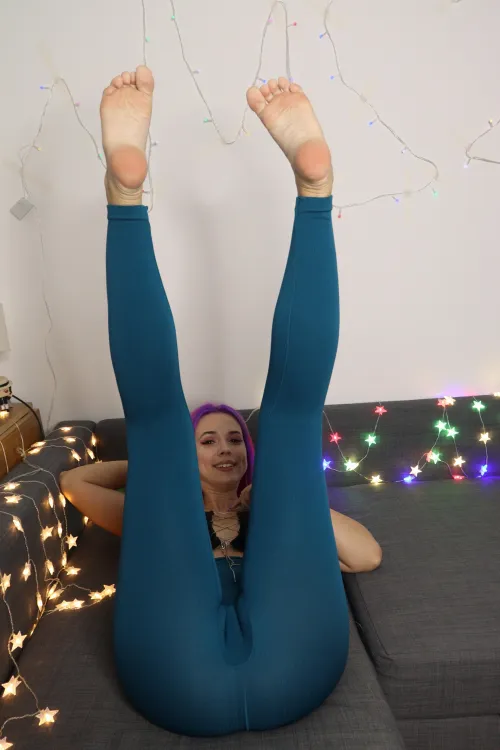 Thumbnail Exploring Sexy Appeal: Insights from CharmingMistress in hotgirlsinyogapants
