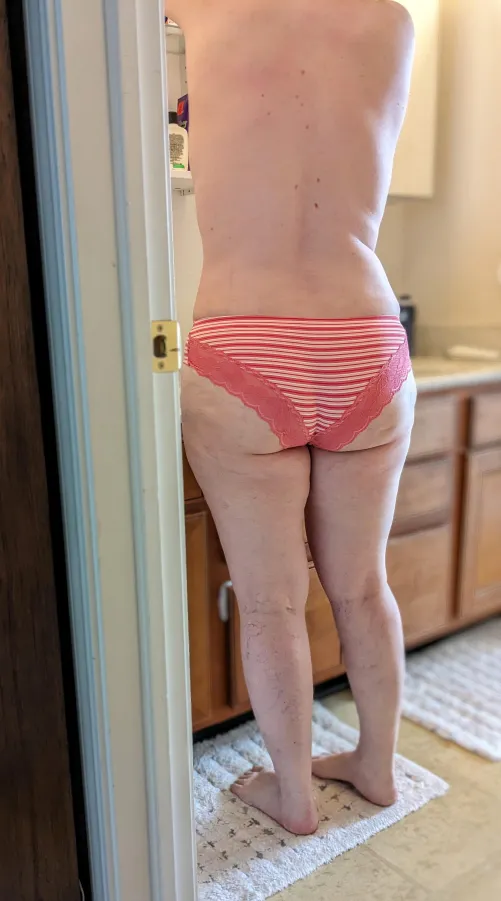 Thumbnail Hubby Snuck This While I Was Getting Ready by rodentdroppings in obsf