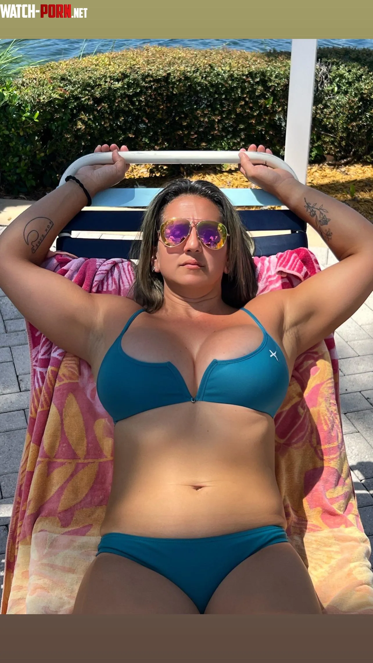 Relax and catch some sun with me sfloridasexytink56 by Sexitink56